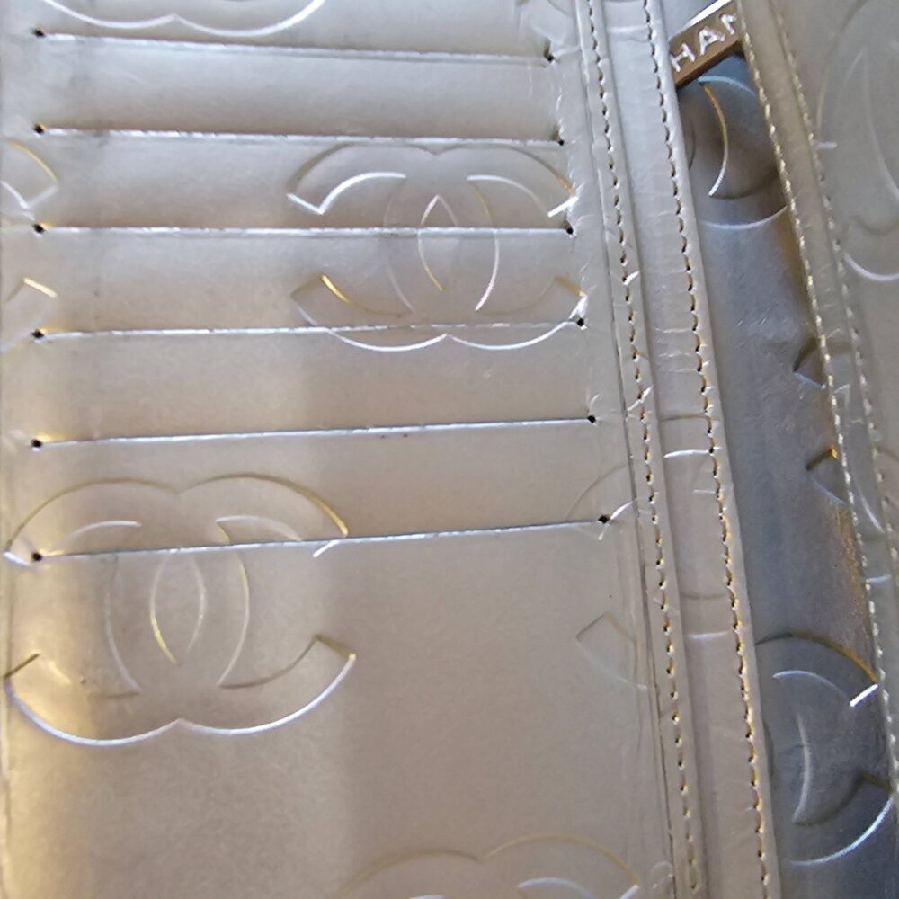 CHANEL Black Calfskin Quilted Cambon  Wallet One Size - Picture 11 of 15